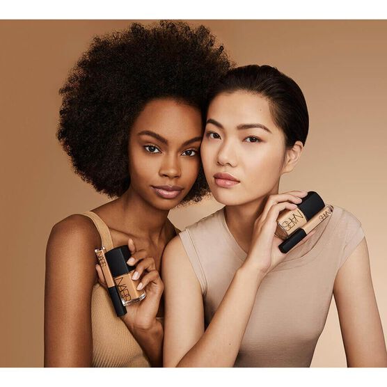 NARS       BASE LIQUIDA  FDT