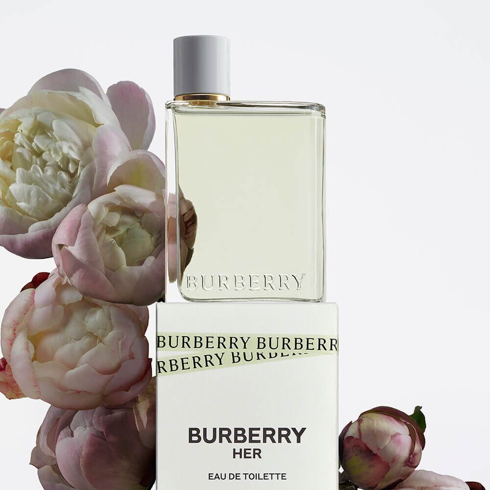 Perfume burberry feminino 50ml clearance